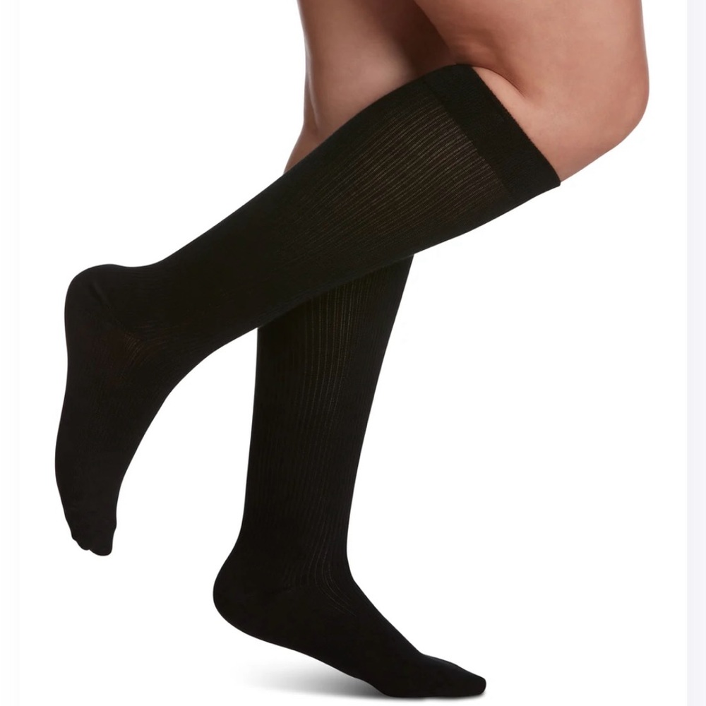 Compression socks- thin, lightweight. - Picture 2 of 5